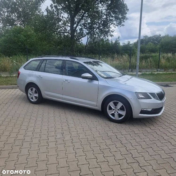 Skoda Octavia 1.6 TDI Ambition - 4