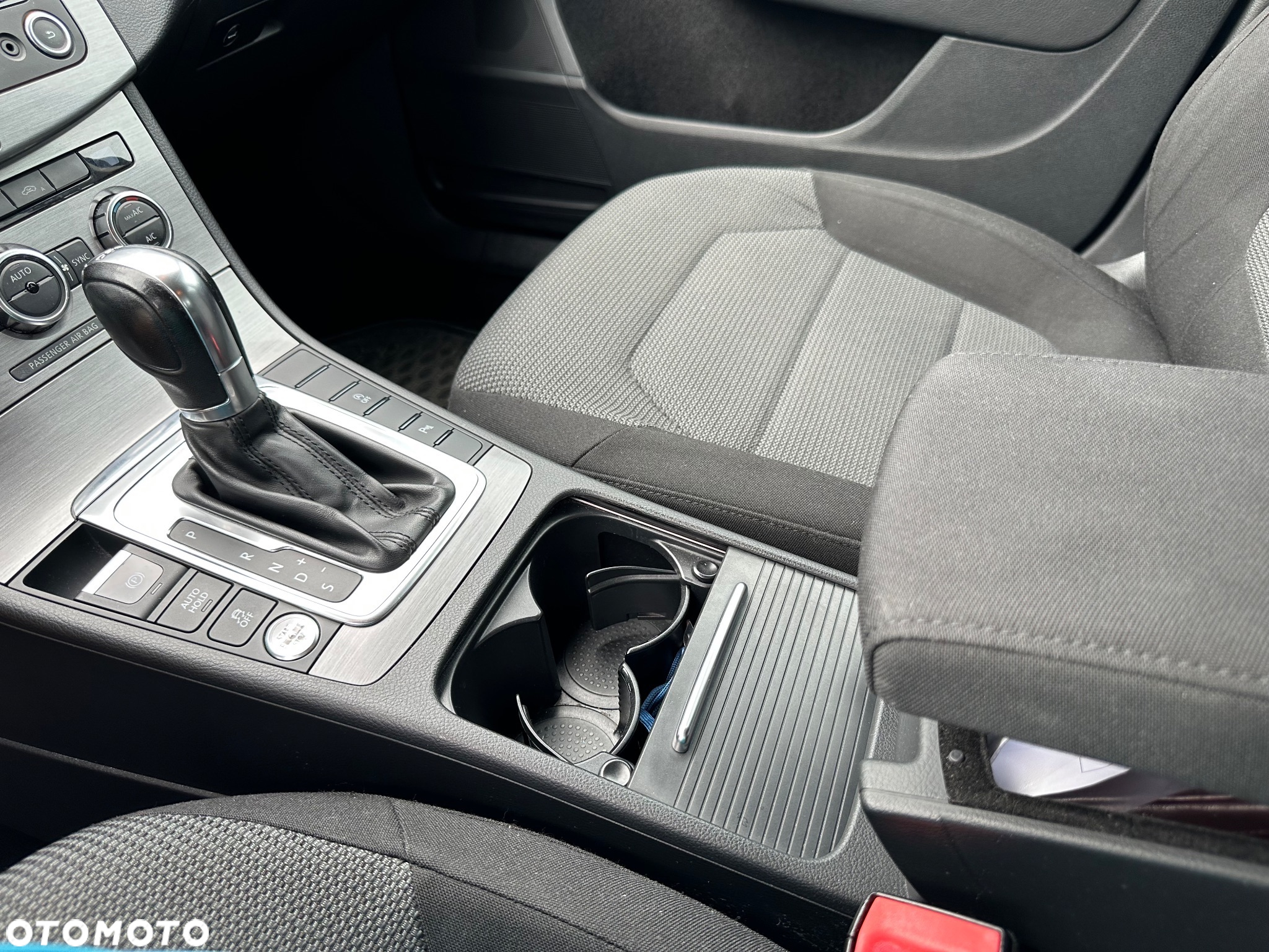 Volkswagen Passat 2.0 TDI Comfortline DSG - 26