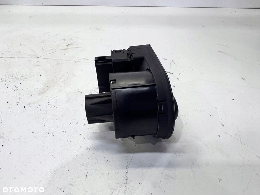 WŁĄCZNIK ŚWIATEŁ AUDI A3 8P 8P1941531G - 2