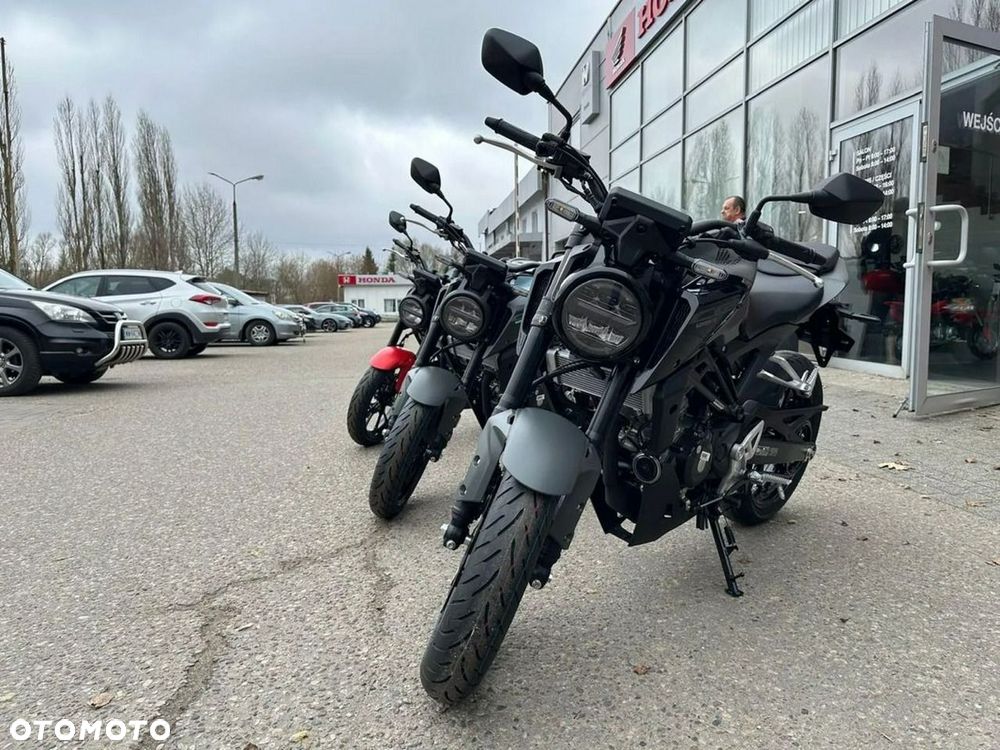 Honda CB - 18