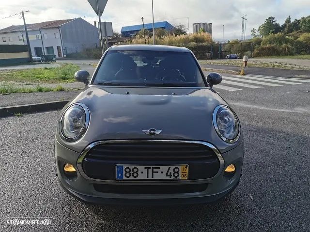 MINI 5 Portas Cooper D - 2