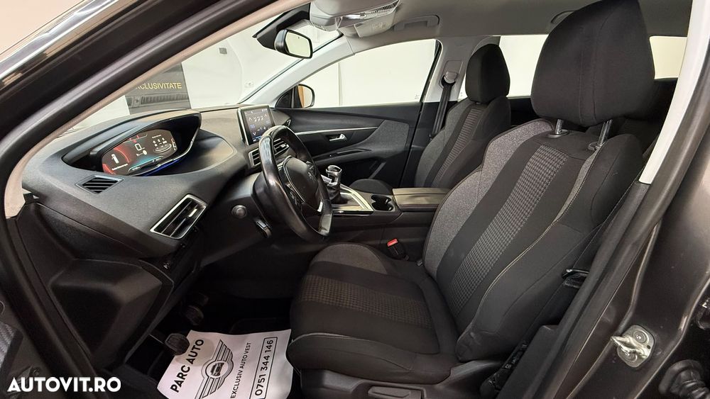 Peugeot 5008 - 18