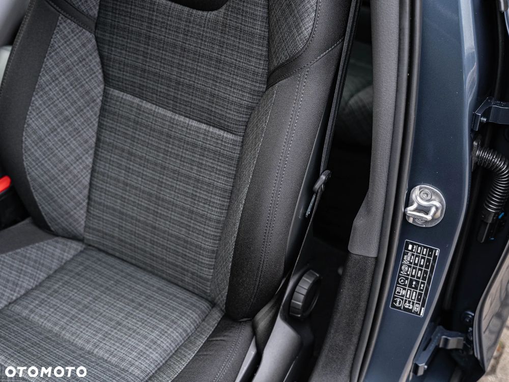 Volvo V60 B3 B Essential - 20