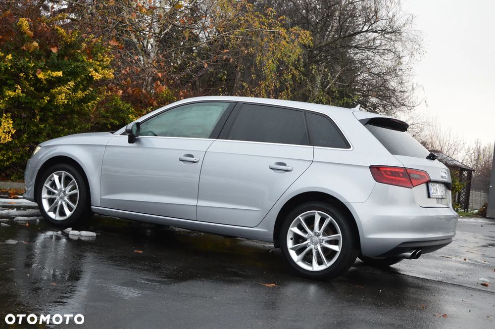 Audi A3 Sportback 1.8 TFSI S tronic Ambiente - 15