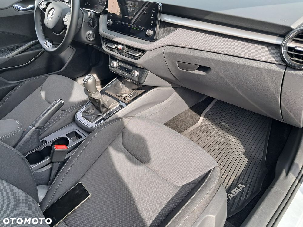 Skoda Fabia 1.0 TSI Selection - 26