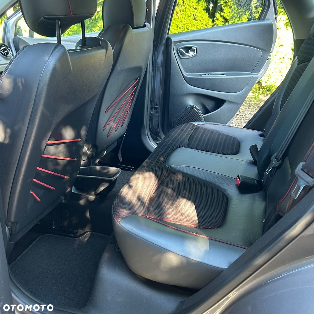 Renault Captur dCi 90 EDC Helly Hansen - 25