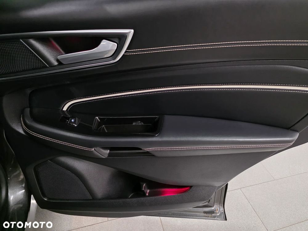 Ford Edge 2.0 EcoBlue Twin-Turbo 4WD Vignale - 25