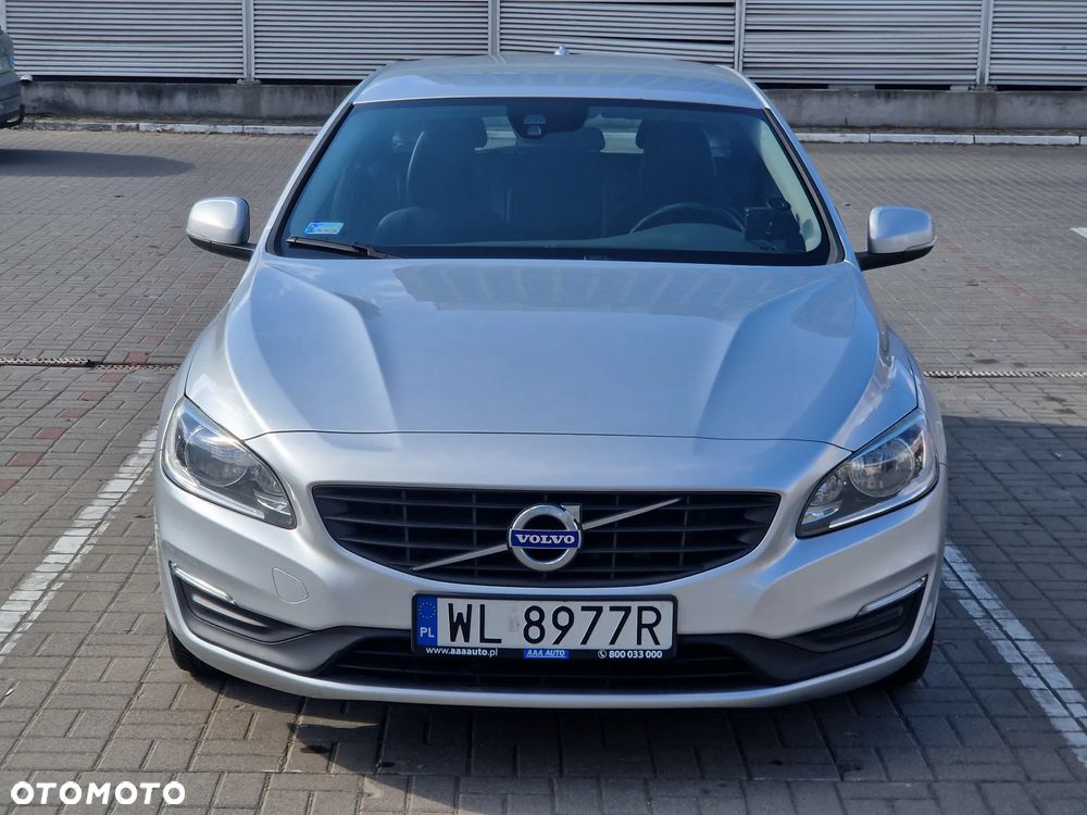 Volvo V60 D4 Drive-E Kinetic - 1