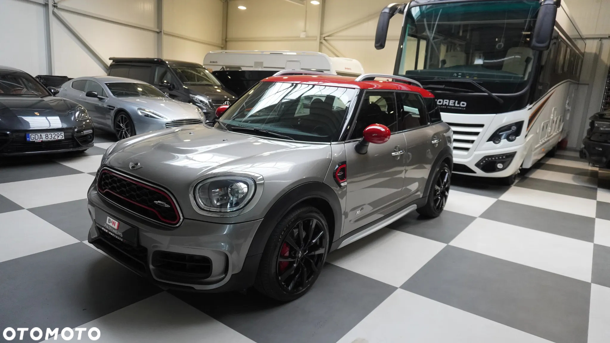 MINI John Cooper Works ALL4 sport - 13