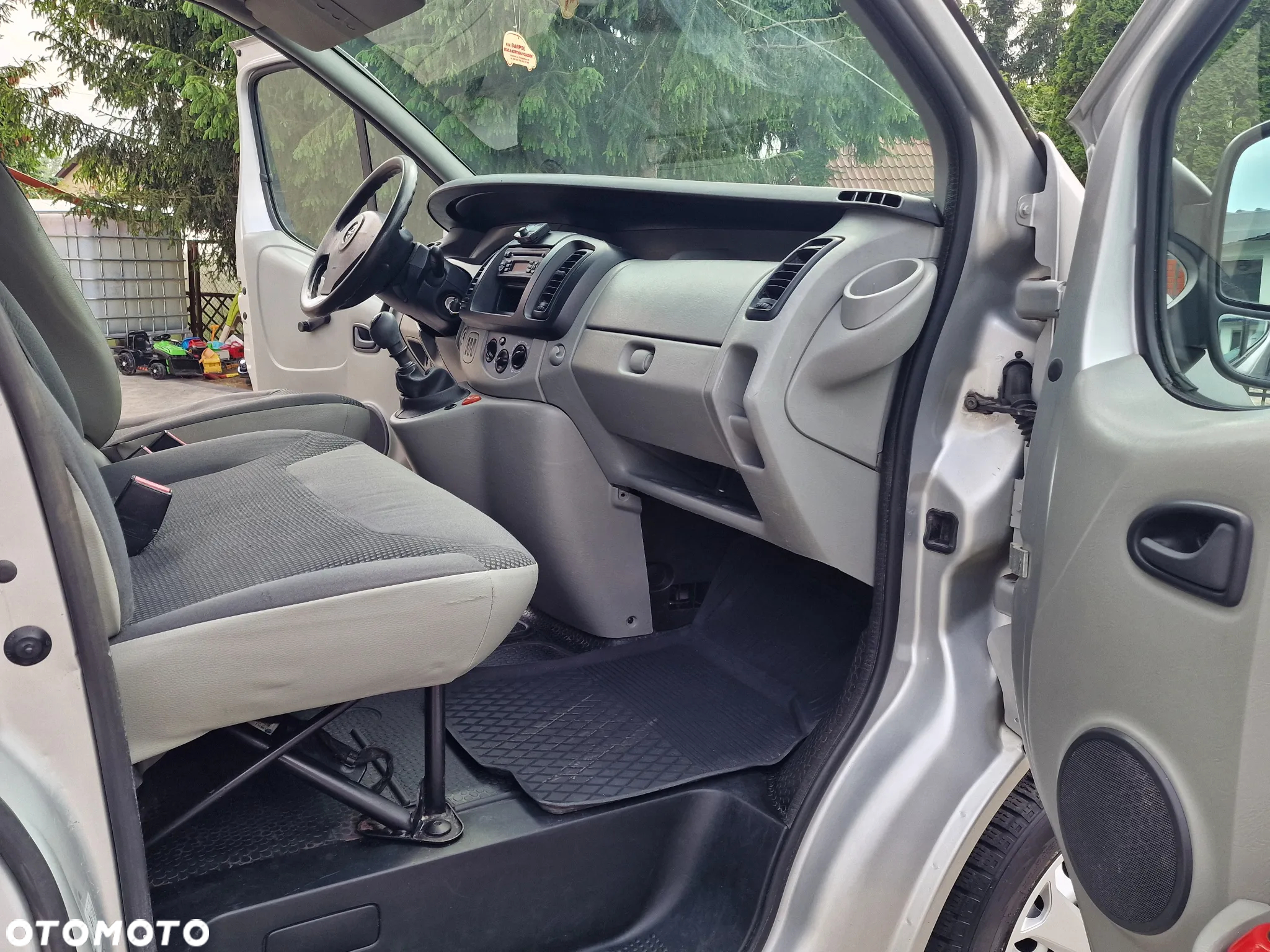 Opel Vivaro - 15