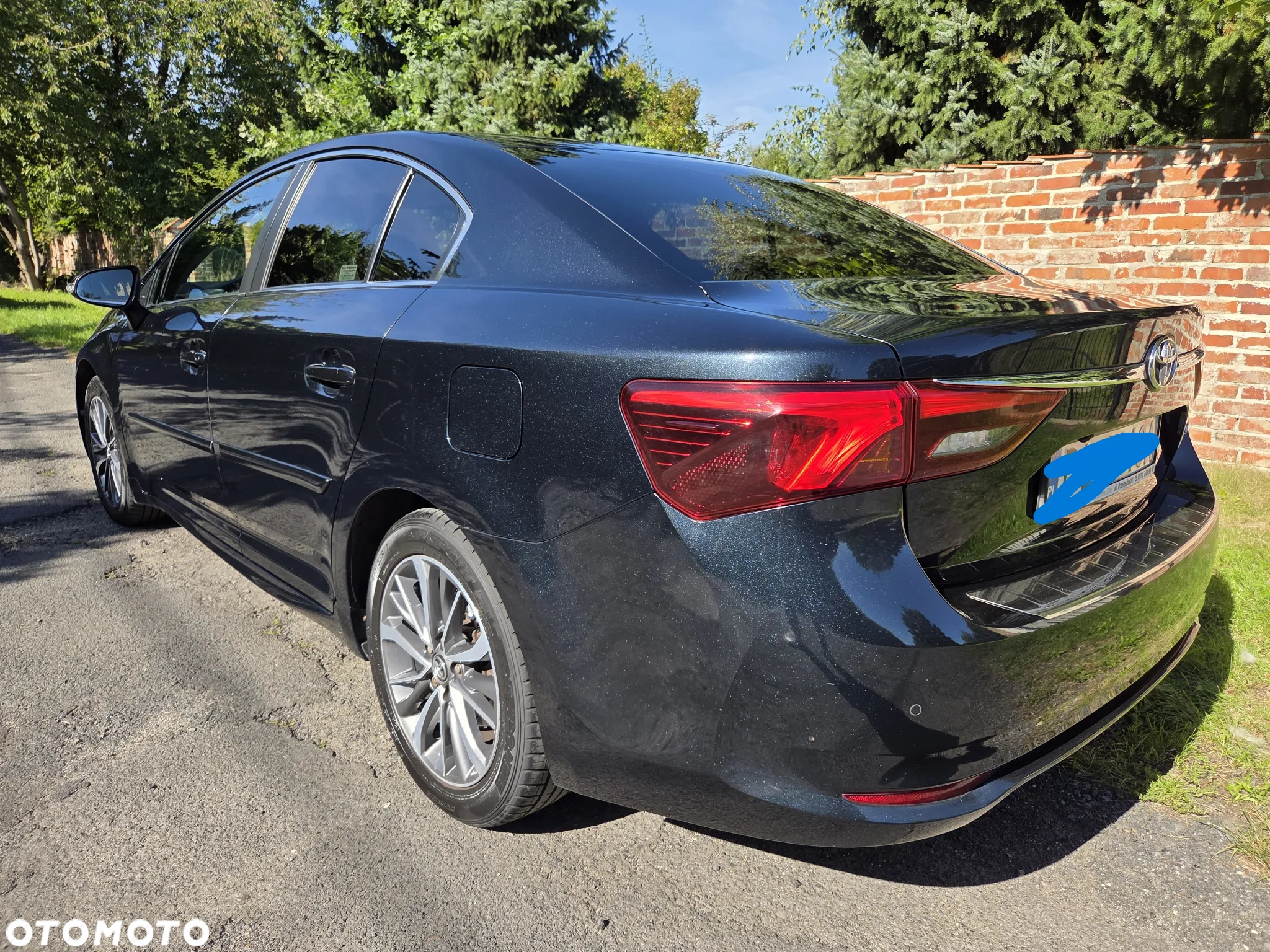 Toyota Avensis 1.8 Premium - 24