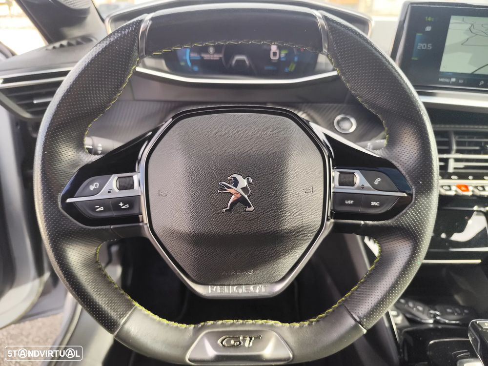 Peugeot e-208 GT - 7