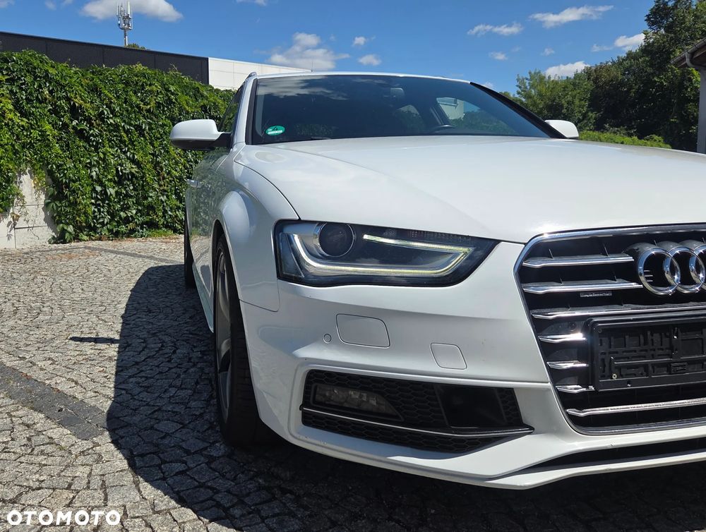 Audi A4 Avant - 8