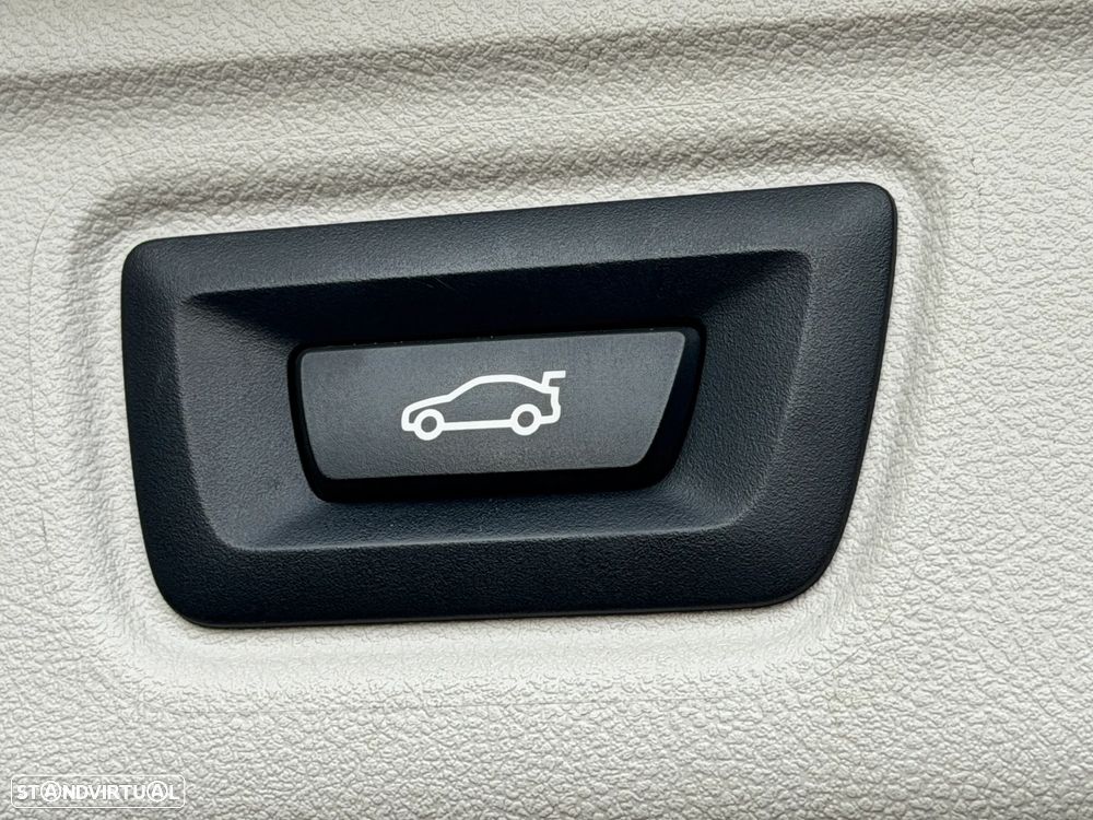 BMW 320 e Line Sport Auto - 13