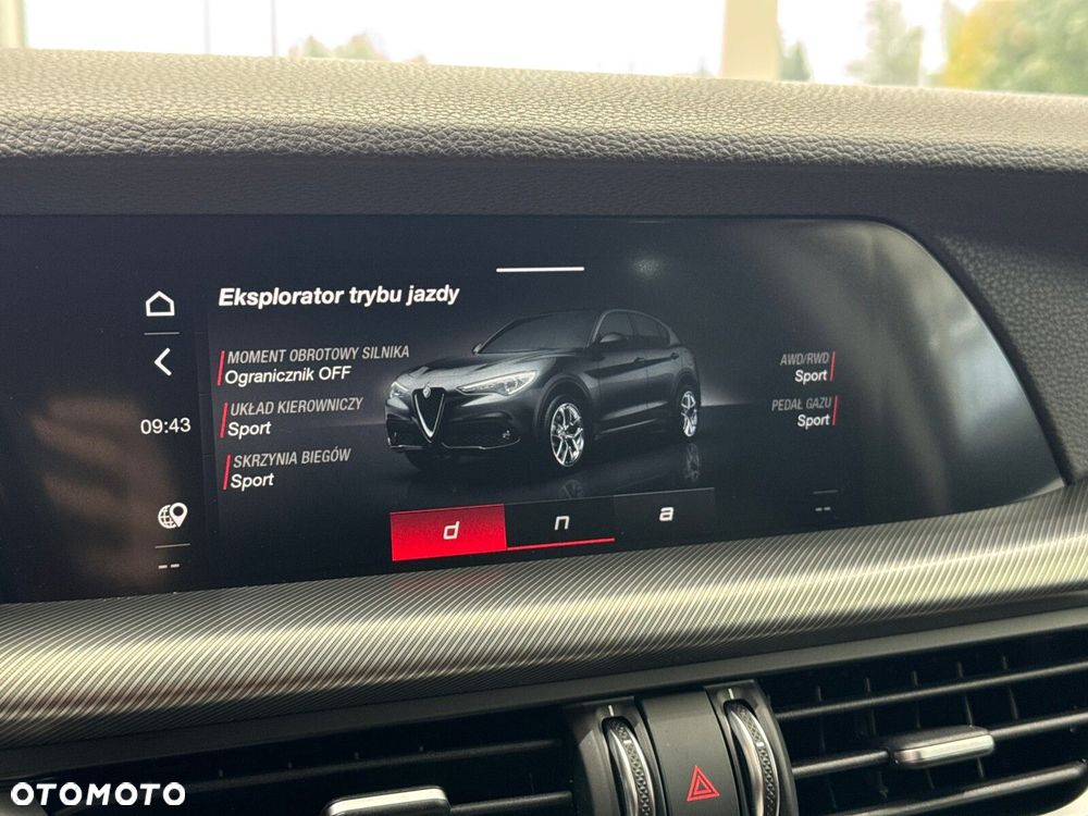 Alfa Romeo Stelvio 2.0 Turbo Sprint Q4 - 31