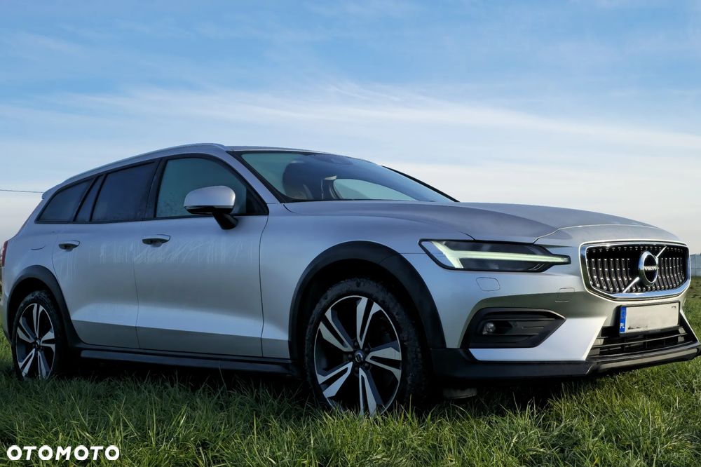 Volvo V60 B4 D Momentum Pro - 3