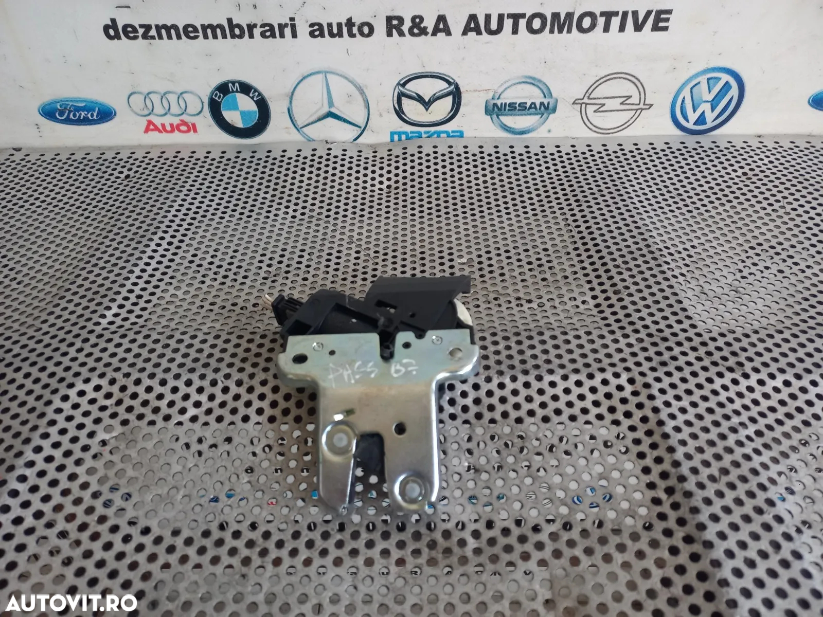 Broasca Incuietoare Portbagaj Vw Passat B7 Limuzina Berlina An 2011-2012-2013 2014-2015  - Dezmembr - 4