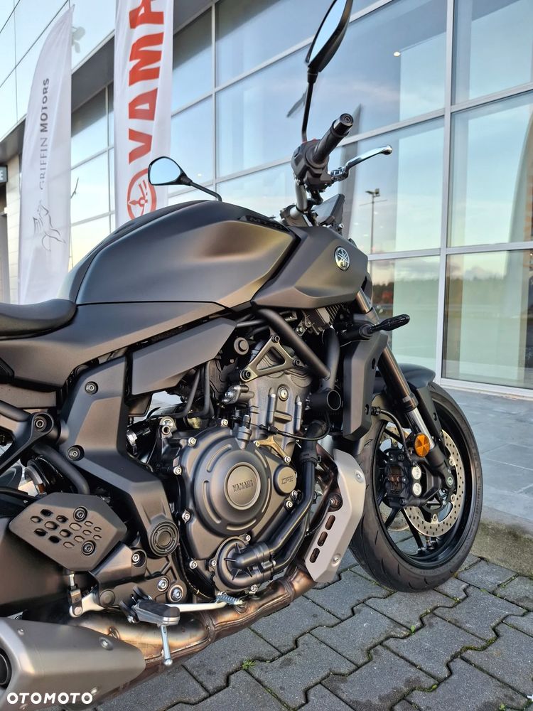 Yamaha MT - 18
