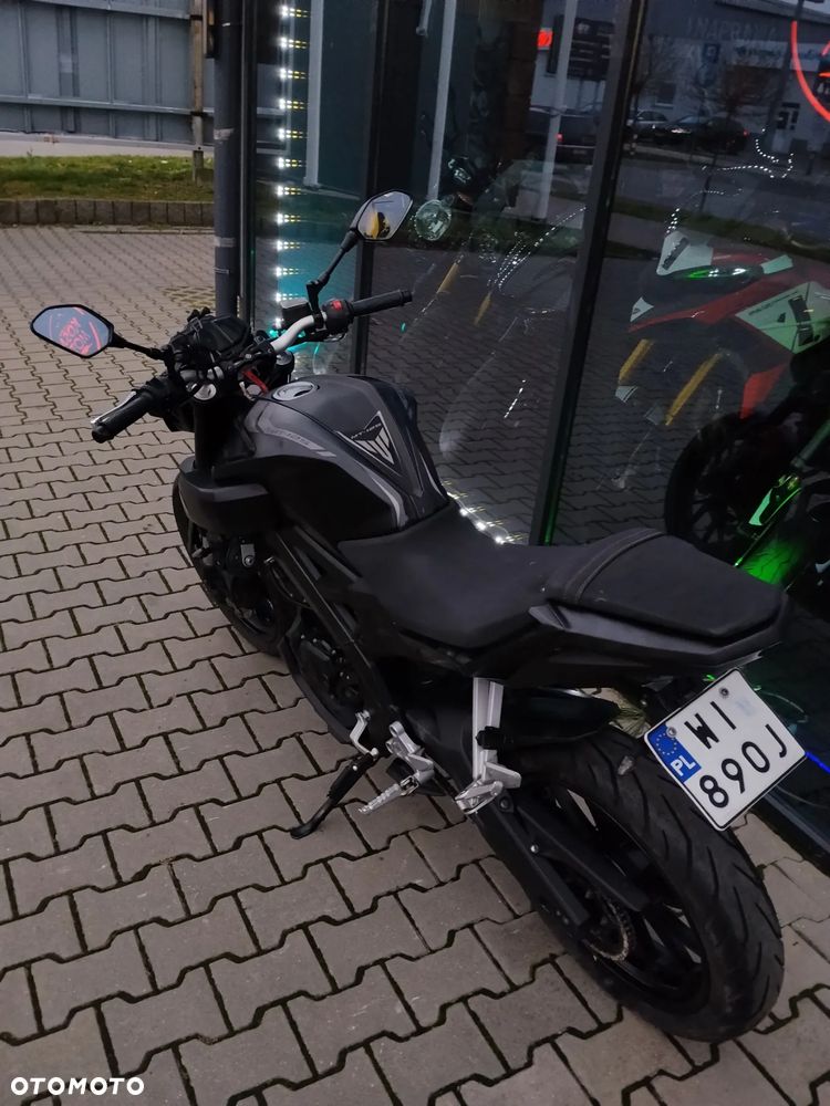 Yamaha MT - 16