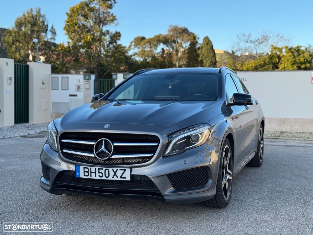 Mercedes-Benz GLA 220 CDi AMG Line - 2