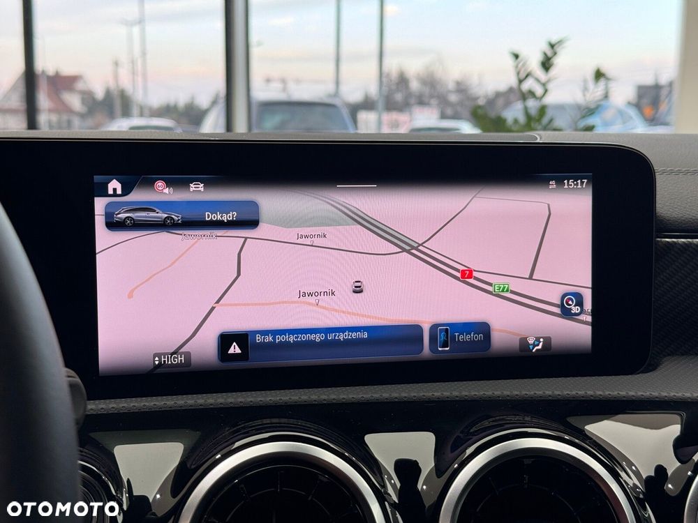 Mercedes-Benz CLA - 28