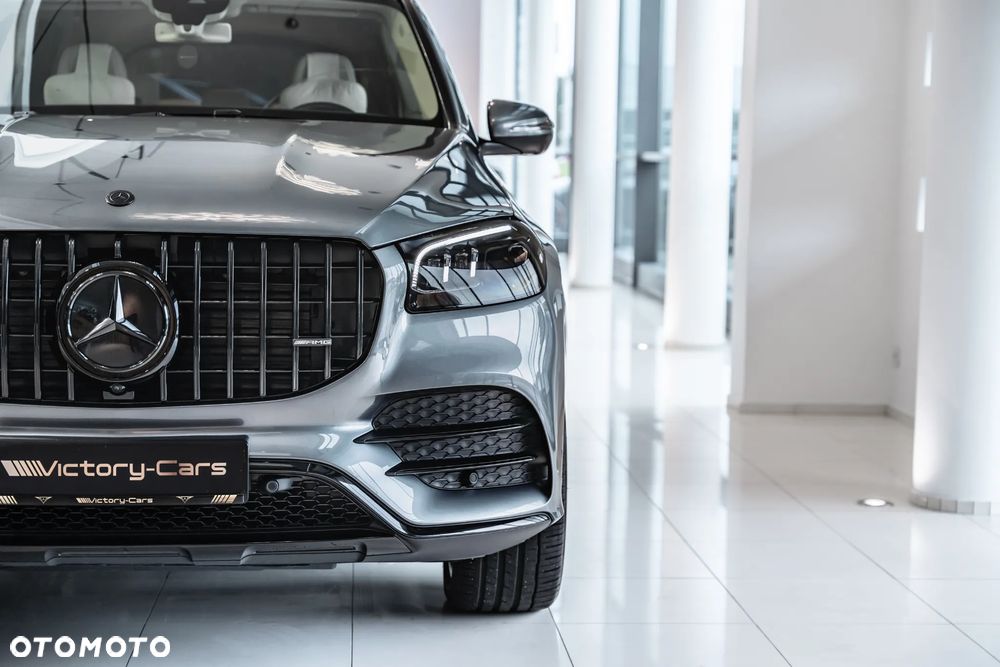Mercedes-Benz GLS - 22