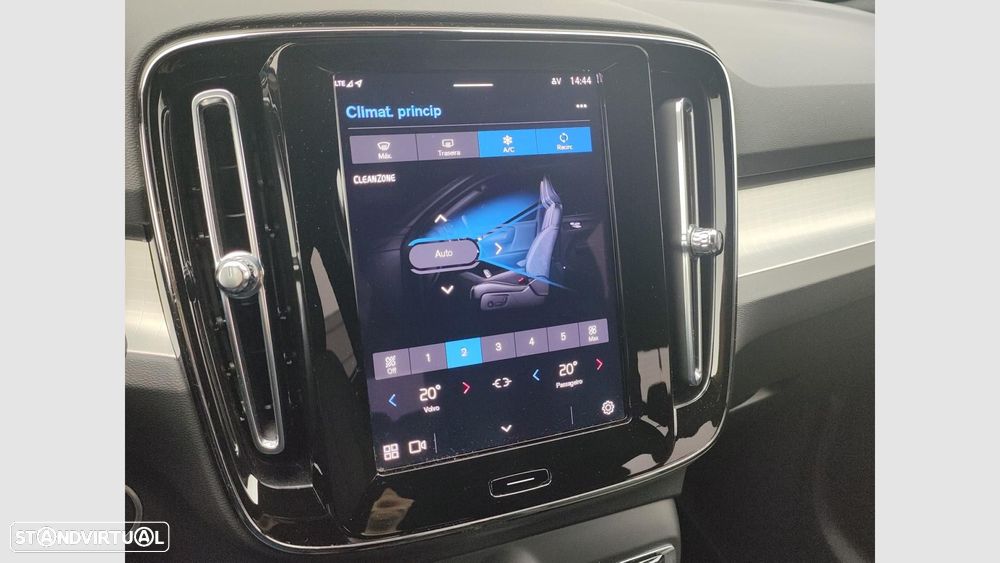 Volvo XC 40 2.0 B3 Core - 20