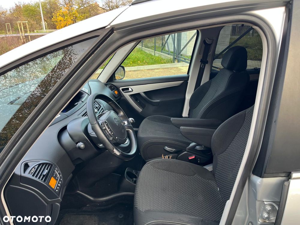 Citroën C4 Grand Picasso 1.6 HDi FAP Exclusive - 6