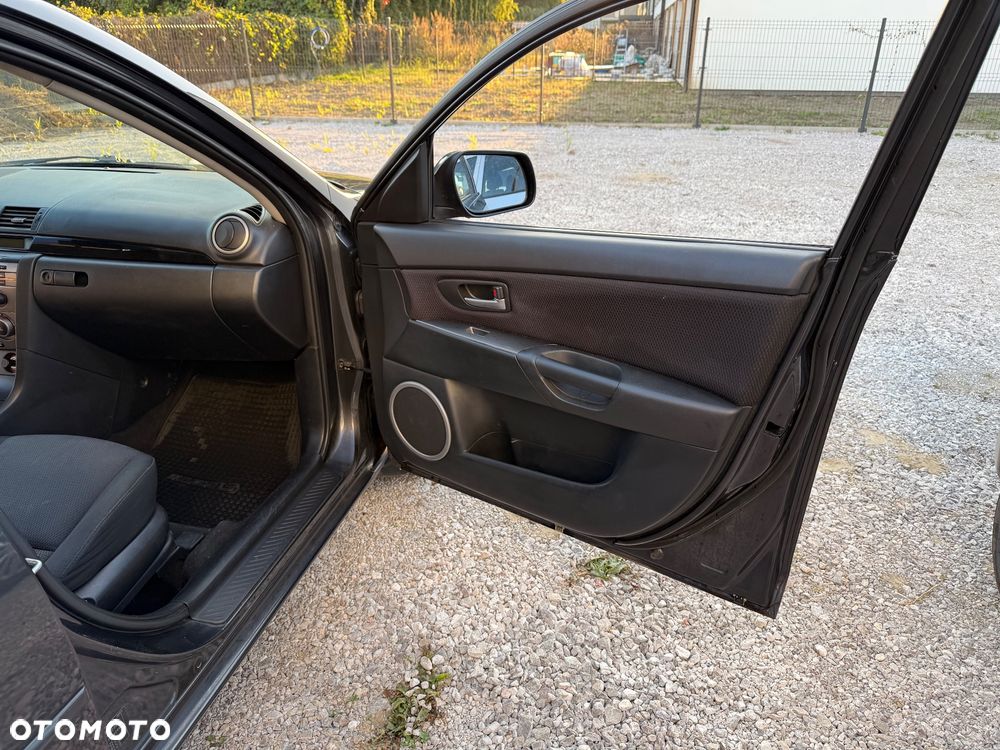 Mazda 3 1.6 CD Active + - 5