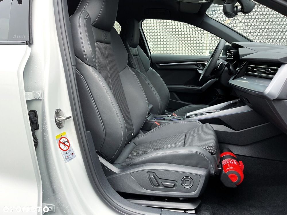 Audi S3 Limousine - 14