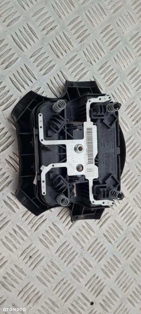 Nissan Terrano II Poduszka AIRBAG Kierowcy - 3