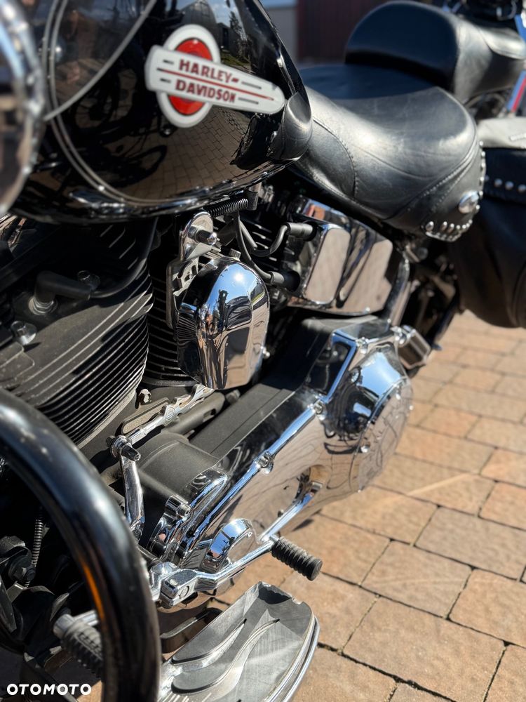 Harley-Davidson Softail Heritage Classic - 12