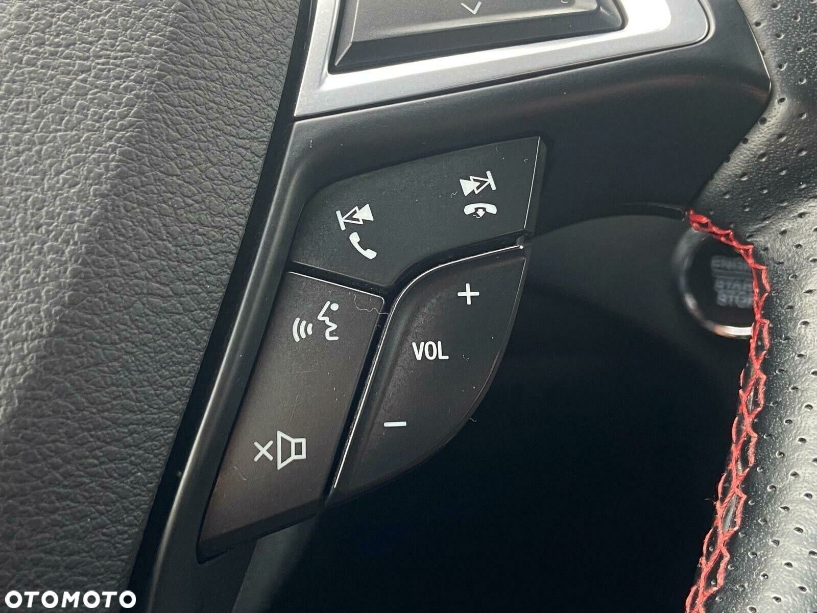 Ford S-Max - 19