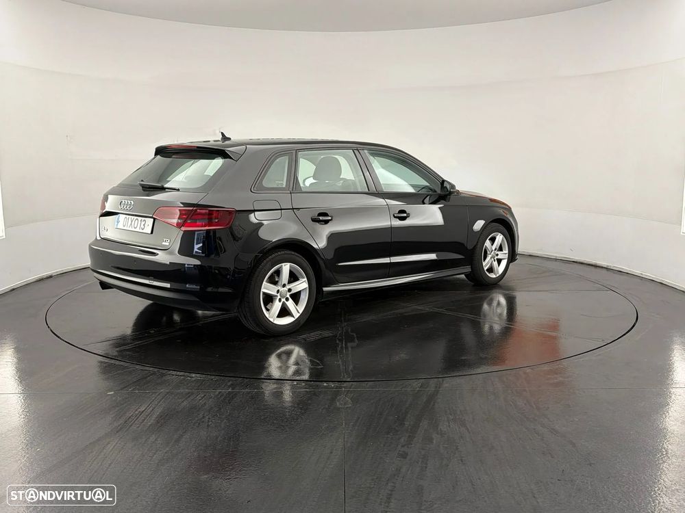 Audi A3 Sportback 1.6 TDI - 2