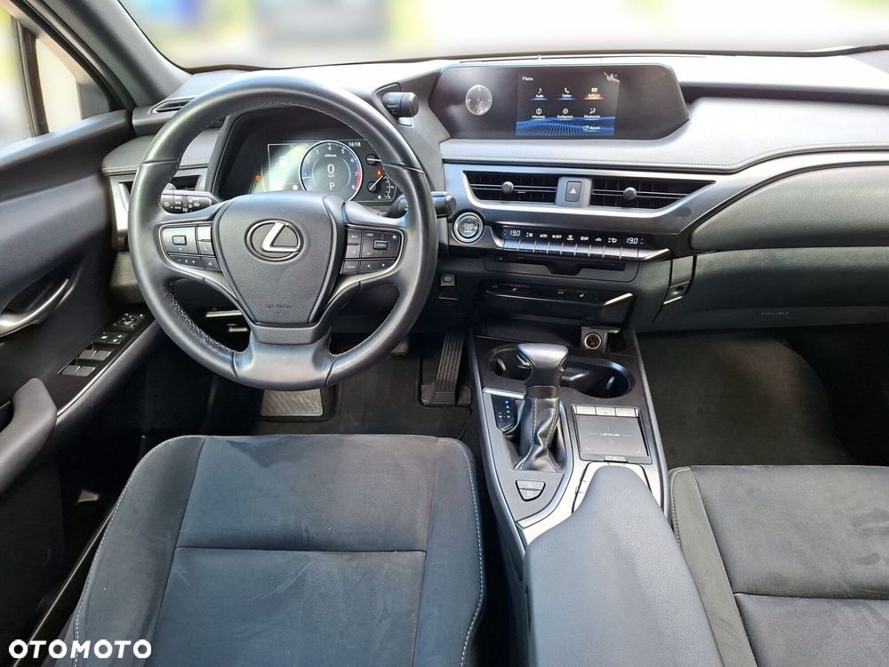 Lexus UX 200 GPF Business Edition 2WD - 16