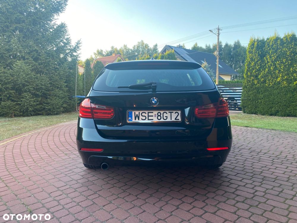 BMW Seria 3 320d - 12