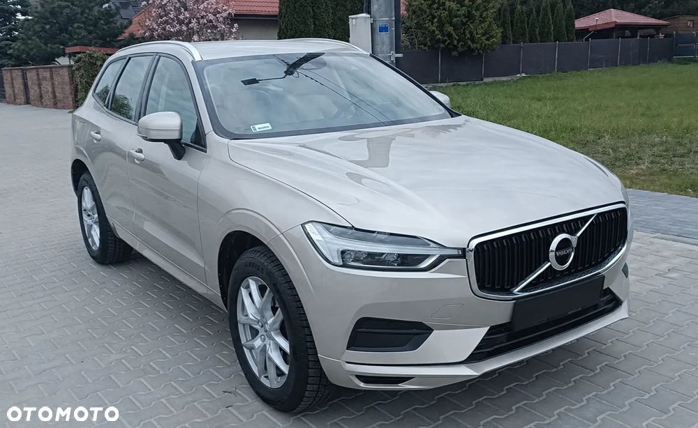 Volvo XC 60 T4 Momentum - 2