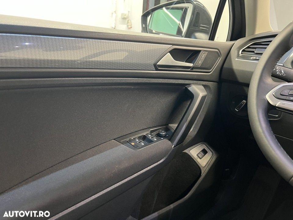 Volkswagen Tiguan 2.0 TDI SCR DSG 4Motion Life - 12