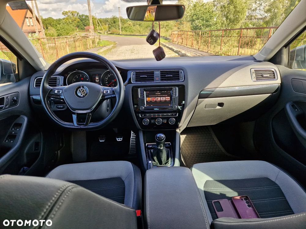 Volkswagen Jetta 1.4 TSI BMT Highline - 10