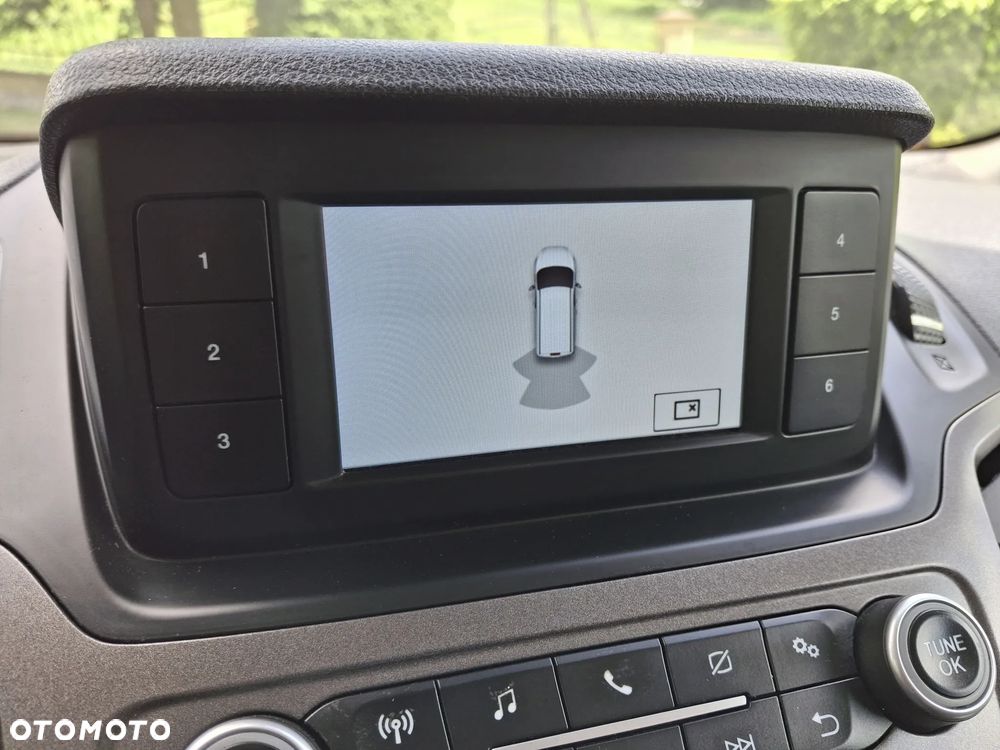 Ford TRANSIT CONNECT TREND - 25