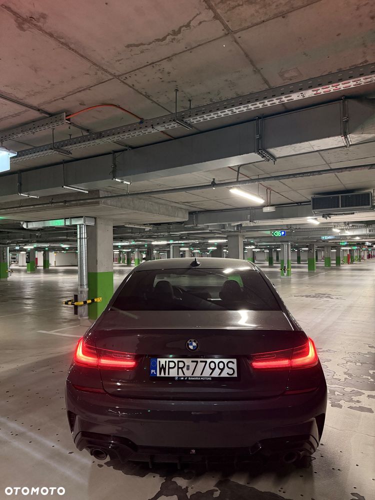 BMW Seria 3 330e M Sport sport - 2