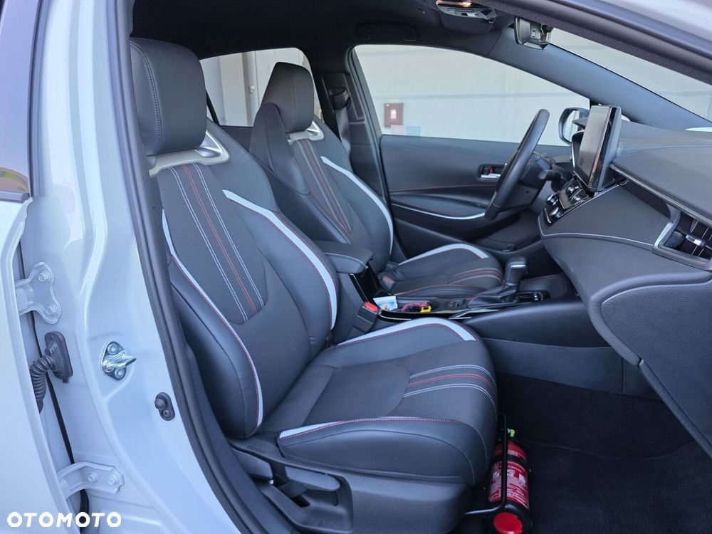 Toyota Corolla 1.8 Hybrid GR Sport - 22