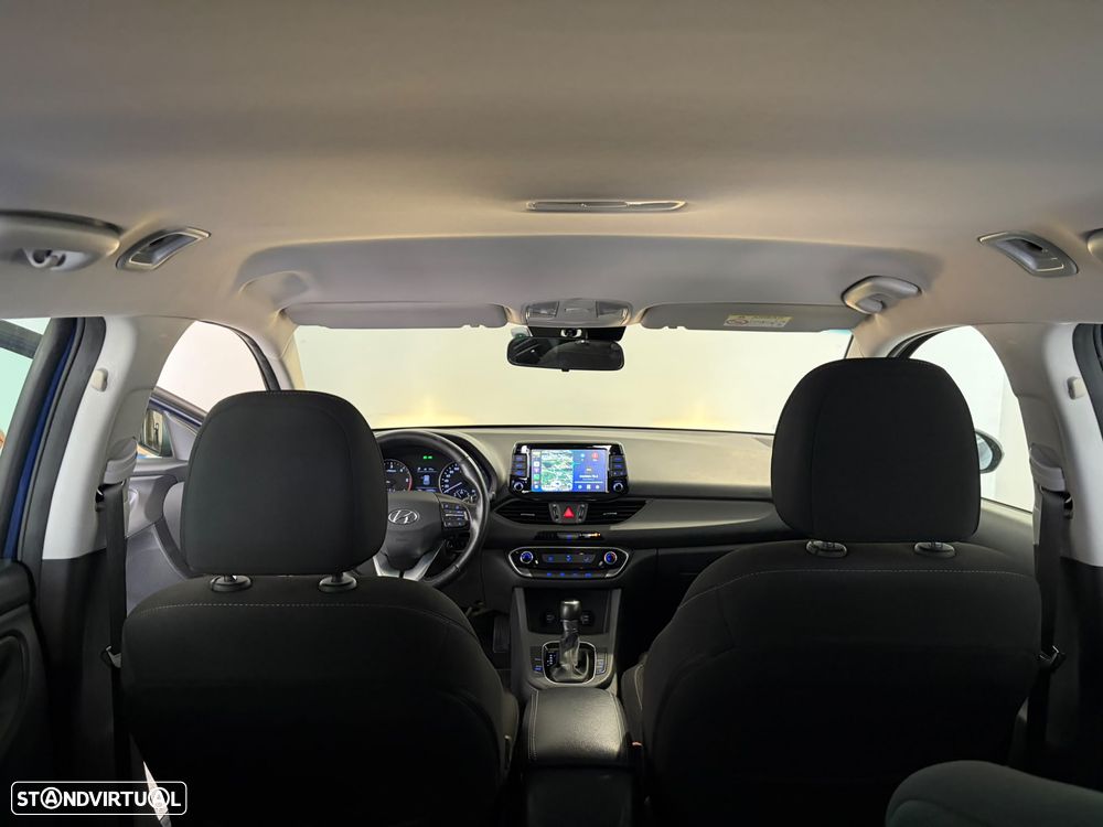 Hyundai i30 CW - 14
