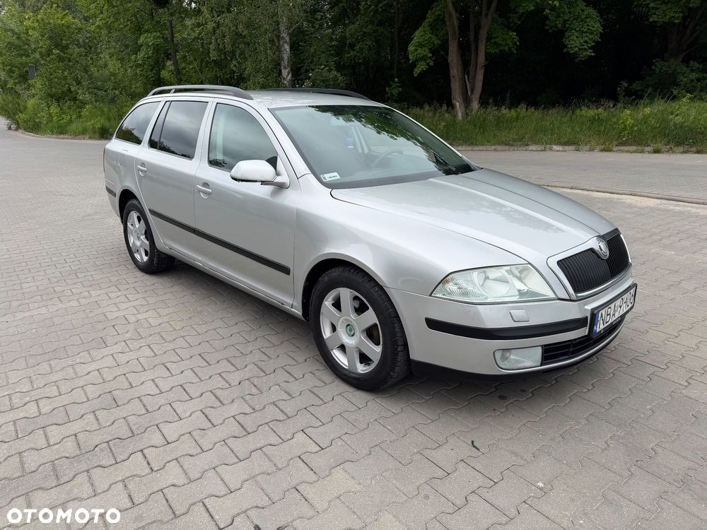 Skoda Octavia 2.0 TDI DPF Ambiente - 6