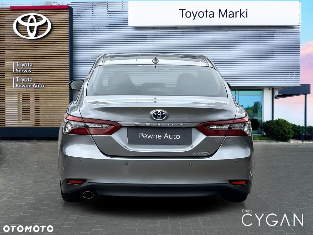Toyota Camry 2.5 Hybrid Executive CVT - 4