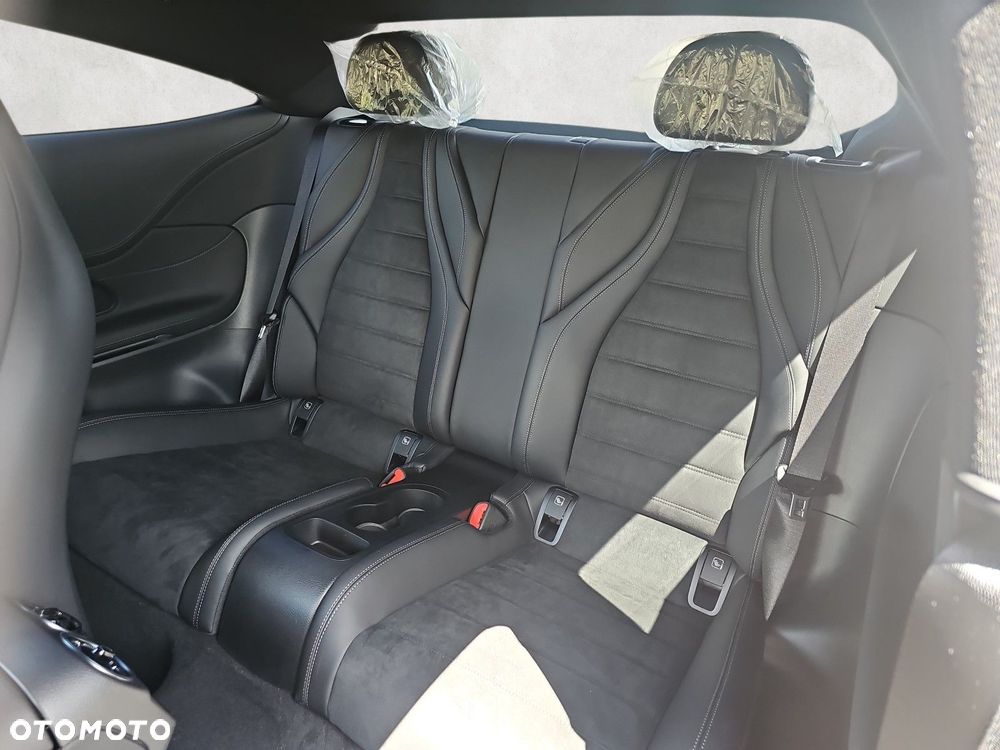 Mercedes-Benz CLE - 12