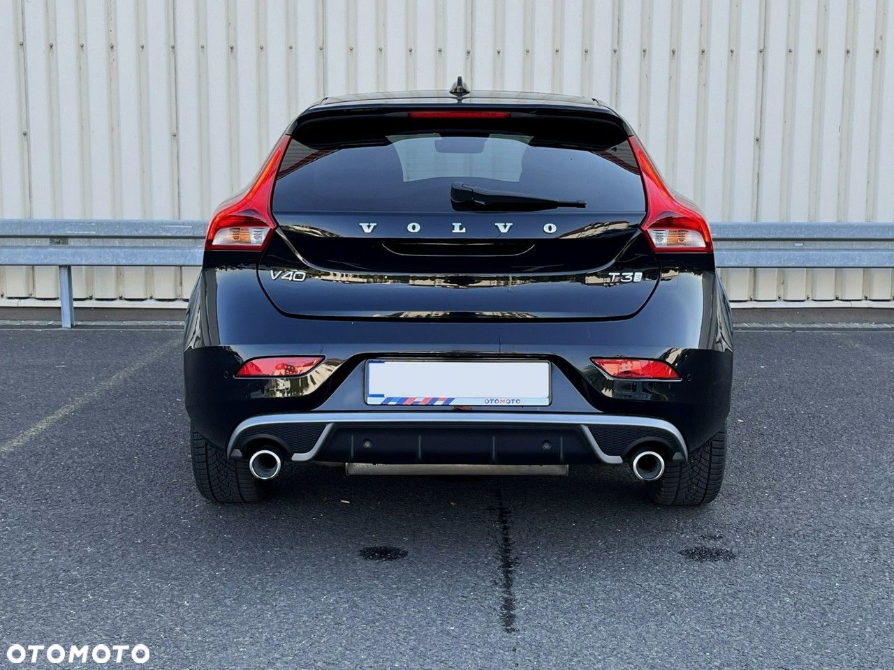 Volvo V40 T3 Geartronic RDesign - 8