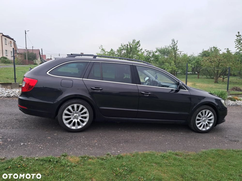 Skoda Superb 2.0 TDI DSG Comfort - 4