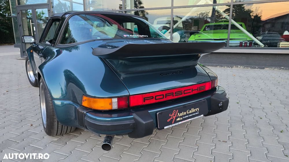 Porsche 911 - 26