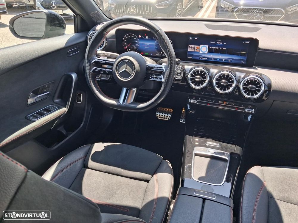 Mercedes-Benz A 250 e - 17